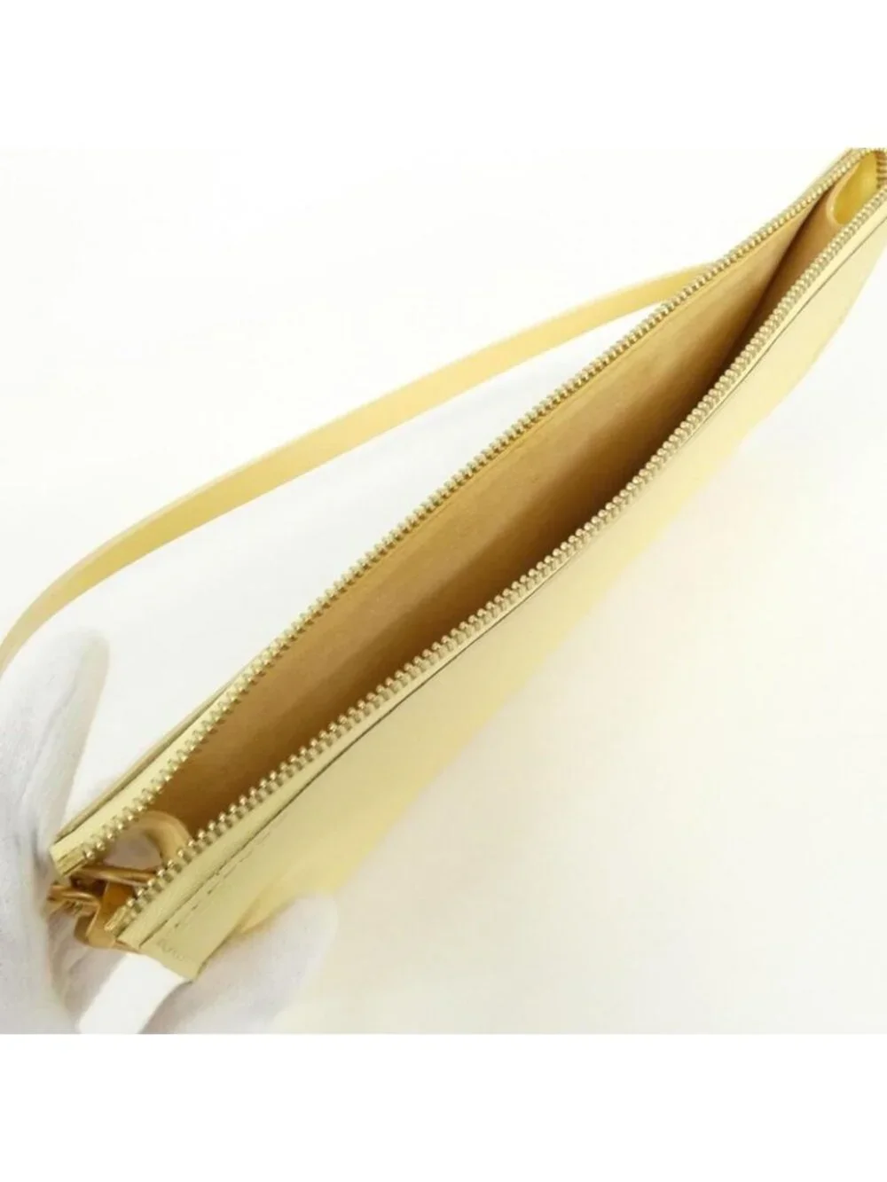 Louis Vuitton Epi Pochette Pouch - Picture 6 of 6